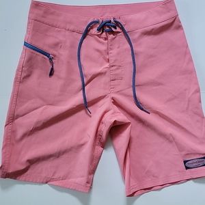 Vineyard Vines shorts